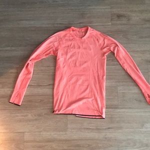 Lululemon running long sleeve